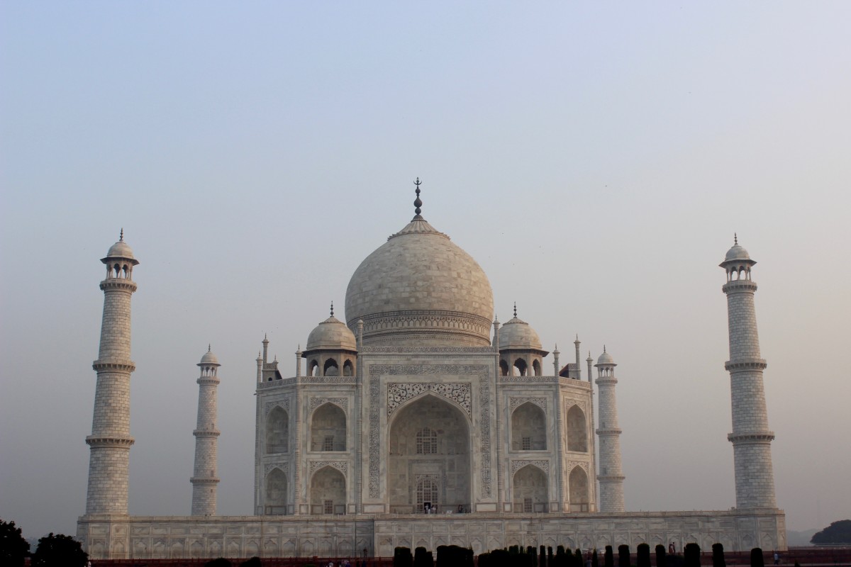 the taj mahal india