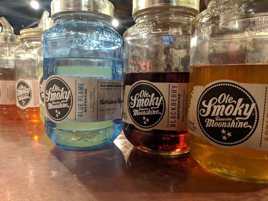 gatlinburg moonshine